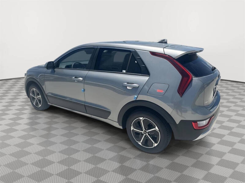 2026 Kia Niro LX