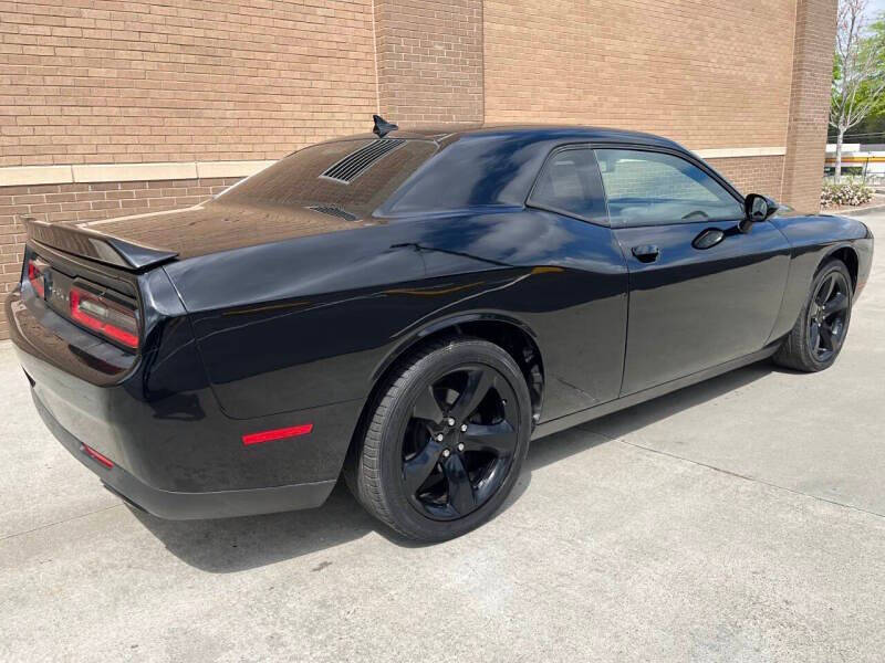 2018 Dodge Challenger SXT Plus