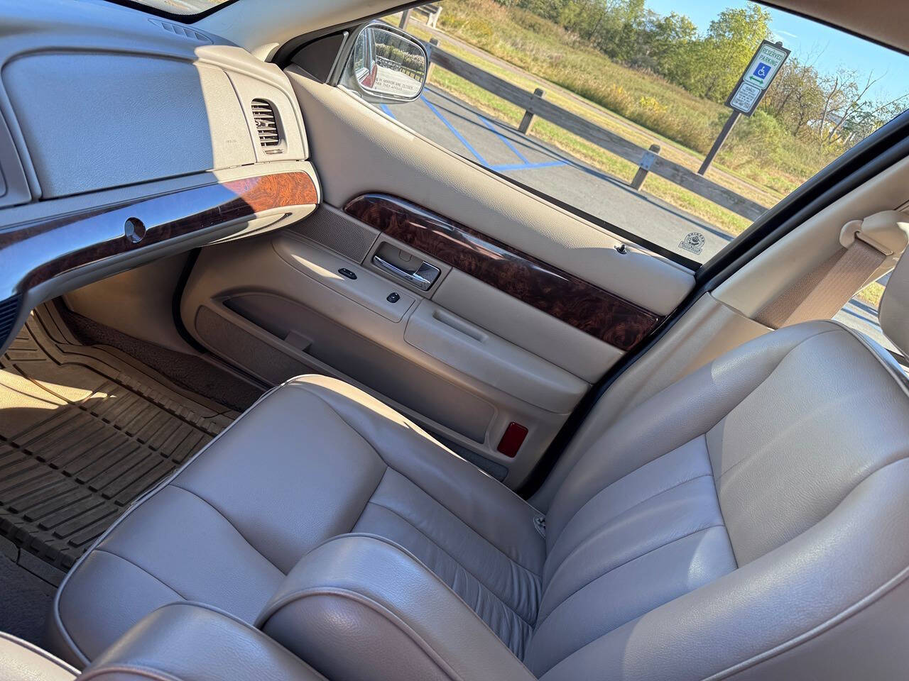 2005 Mercury Grand Marquis 8