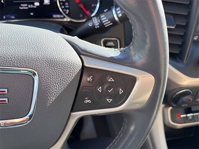 2020 GMC Acadia Denali