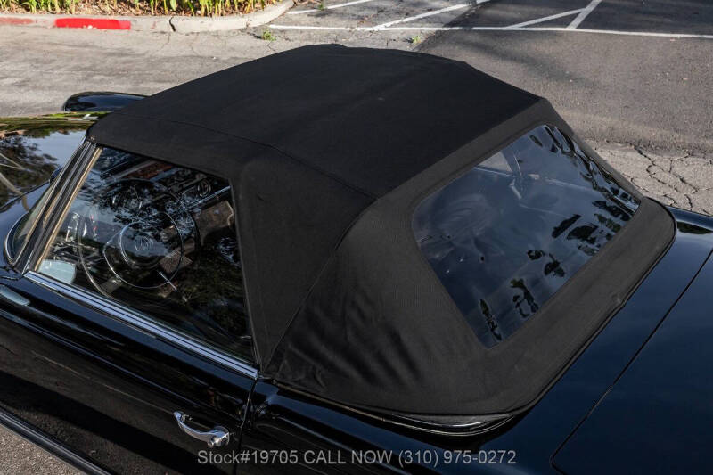 1966 Mercedes-Benz 230SL