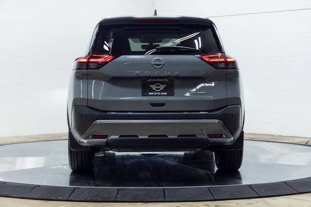 2022 Nissan Rogue SL