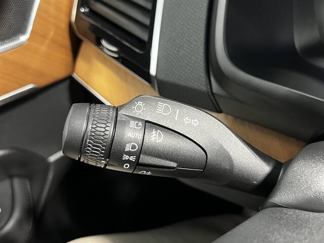 2023 Volvo XC90 B6 Plus Bright Theme 7P