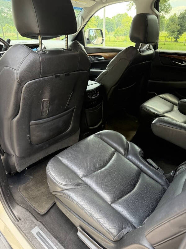 2017 Cadillac Escalade ESV Luxury
