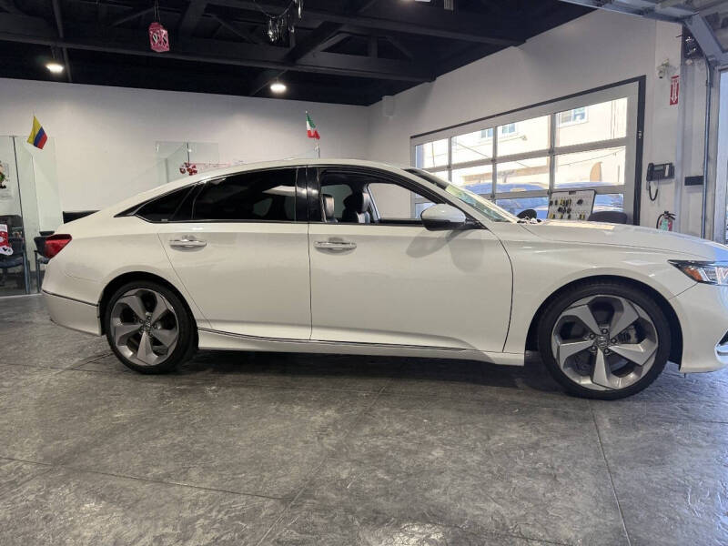 2018 Honda Accord Touring