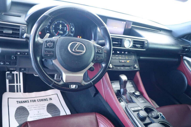 2017 Lexus RC 200t