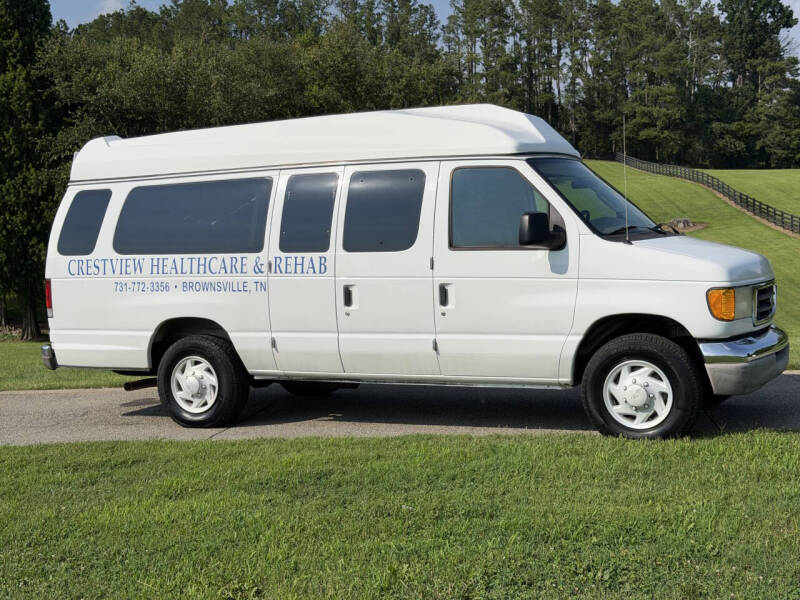 2003 Ford E-Series E-350 SD XLT