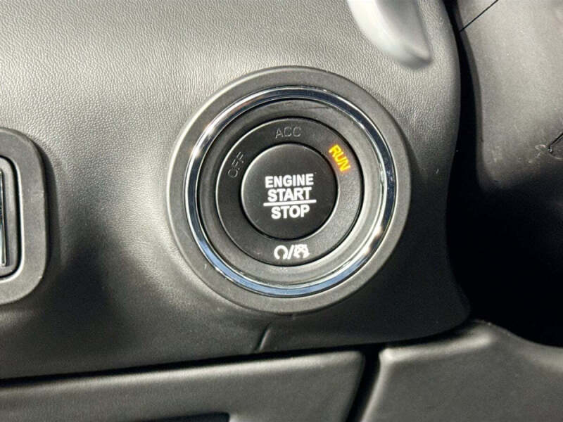 2023 Maserati Quattroporte Modena Q4