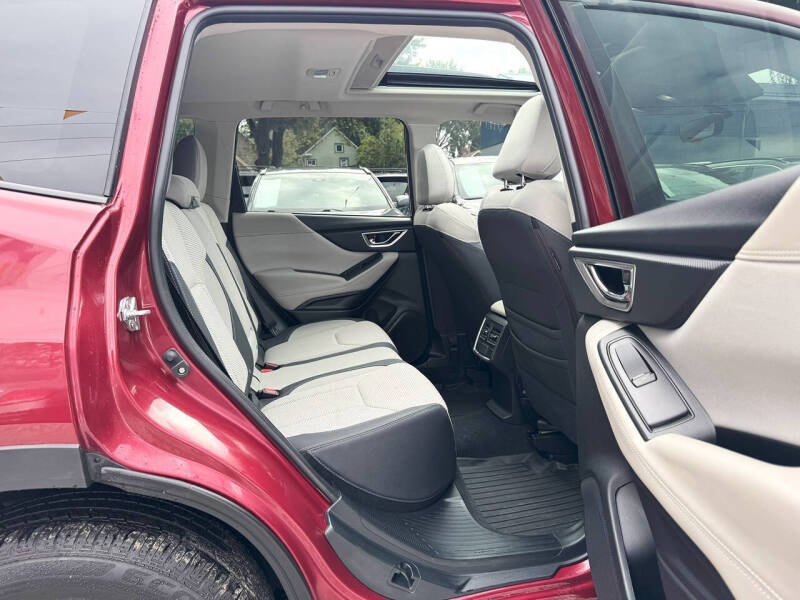 2024 Subaru Forester Premium