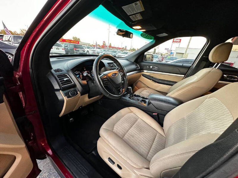 2016 Ford Explorer