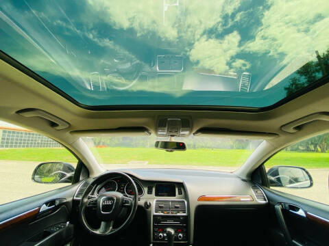 2011 Audi Q7 3.0T quattro Premium Plus