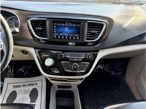 2021 Chrysler Voyager LXi