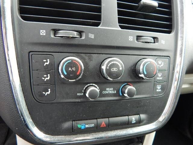 2015 Dodge Grand Caravan American Value Package