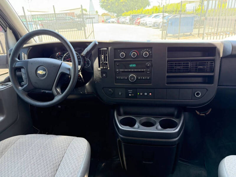2014 Chevrolet Express LT 2500