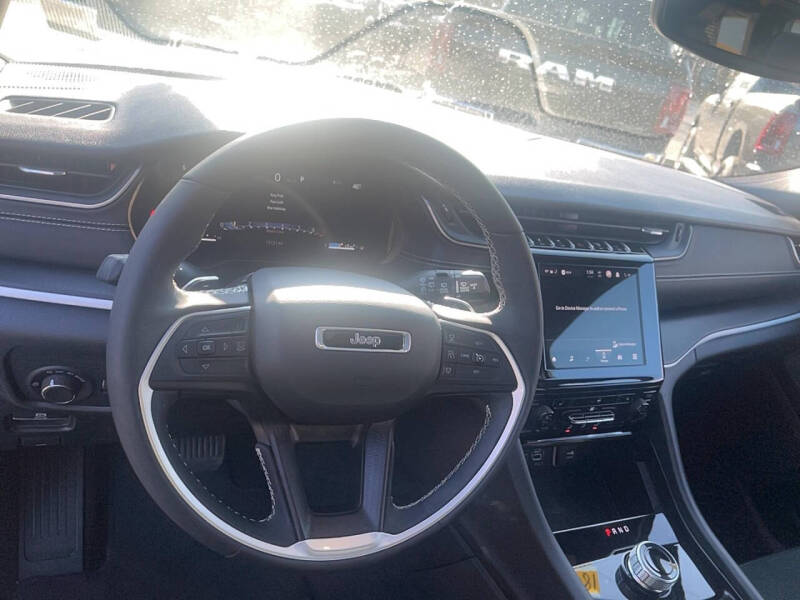 2024 Jeep Grand Cherokee L Laredo X