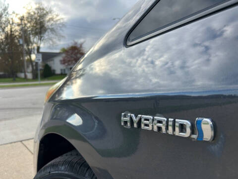 2013 Toyota Prius Persona Series SE