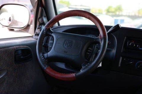 2000 Dodge Ram Van 3500 Maxi