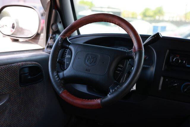 2000 Dodge Ram Van 3500 Maxi