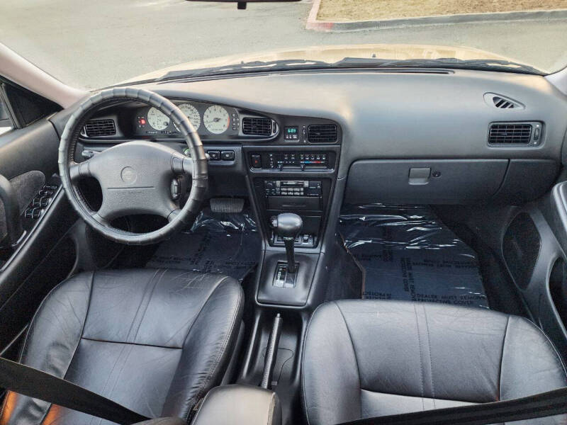 1994 Nissan Maxima SE