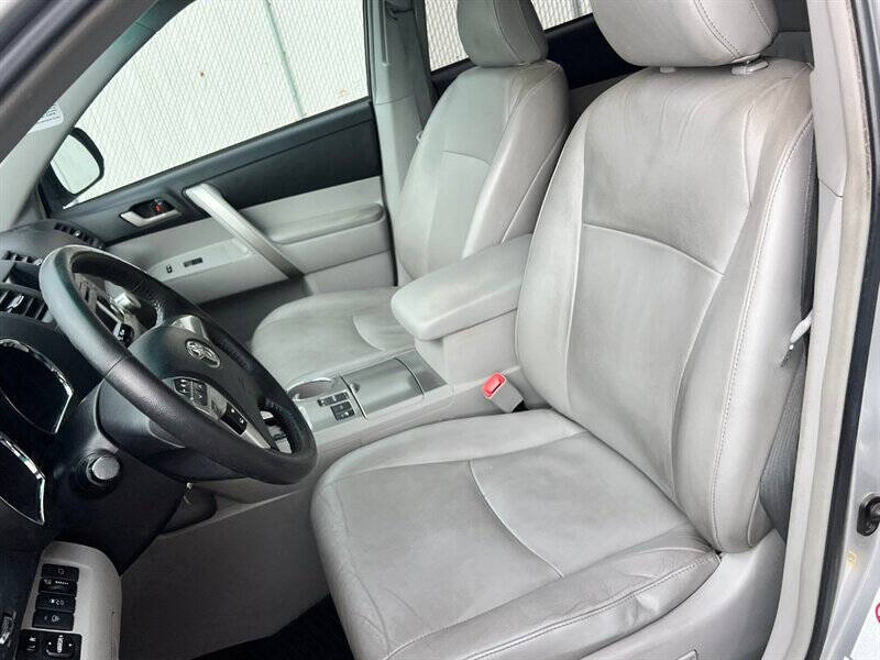 2011 Toyota Highlander