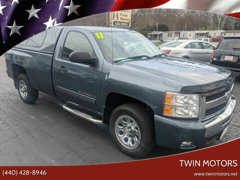 2011 Chevrolet Silverado 1500 for sale at TWIN MOTORS in Madison OH