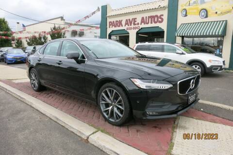 2018 Volvo S90 for sale at PARK AVENUE AUTOS in Collingswood NJ