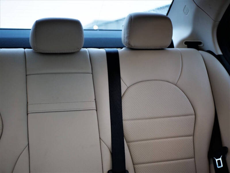 2019 Mercedes-Benz C-Class C 300