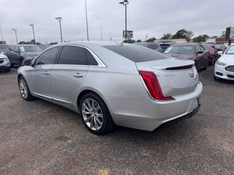 2018 Cadillac XTS Standard