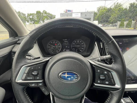 2022 Subaru Outback Premium