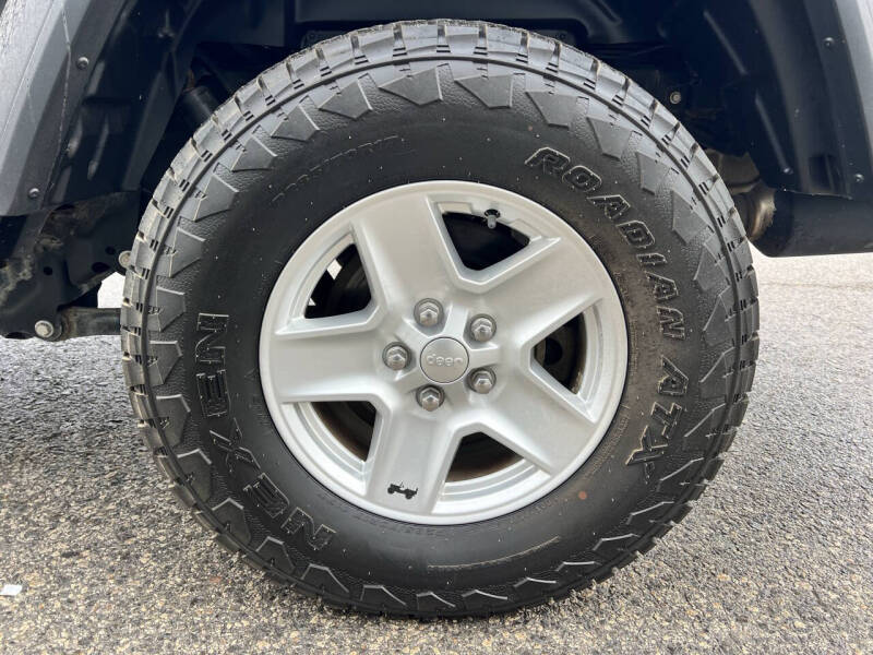 2020 Jeep Gladiator Sport Altitude