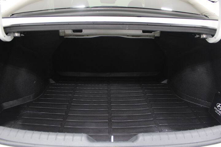 2022 Hyundai Elantra