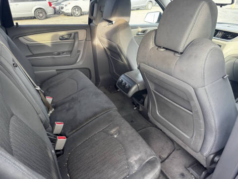 2017 Chevrolet Traverse LS