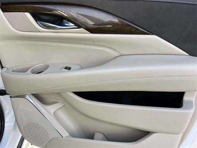 2018 Cadillac Escalade ESV Luxury