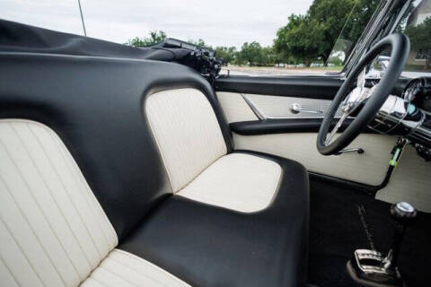 1956 Ford Thunderbird