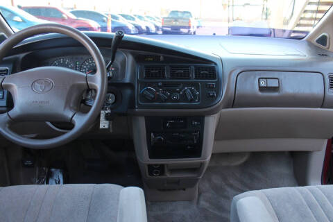 1998 Toyota Sienna LE