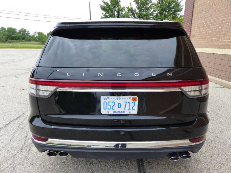 2023 Lincoln Aviator Standard