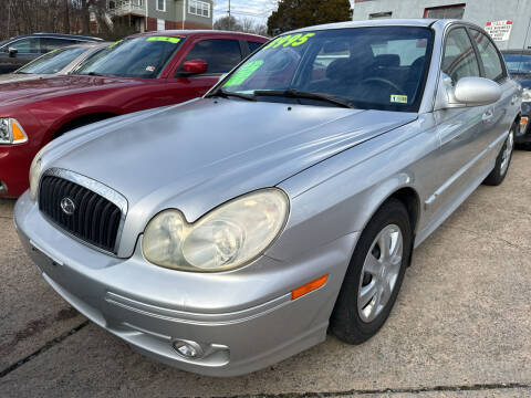 2002 Hyundai Sonata for sale at Motley's Auto World in Danville VA