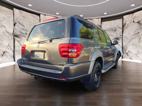 2003 Toyota Sequoia SR5