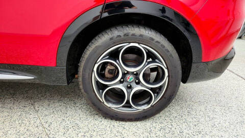 2024 Alfa Romeo Tonale Hybrid Ti