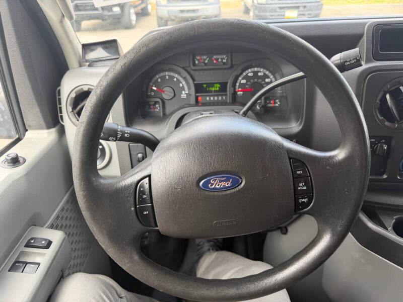 2013 Ford E-Series E-150