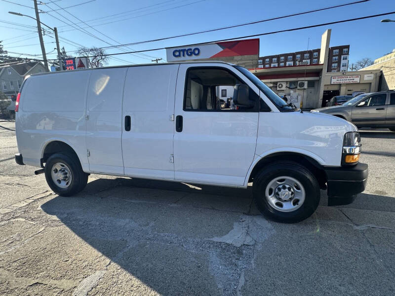 2019 Chevrolet Express 2500