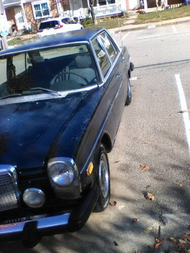1975 Mercedes-Benz 280-Class