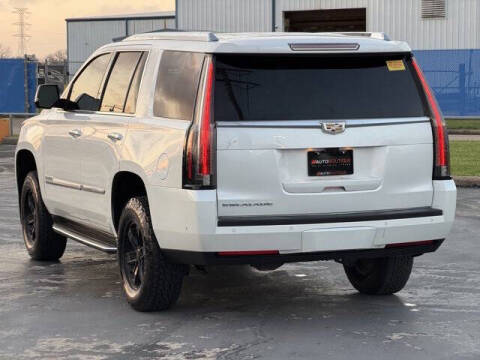 2017 Cadillac Escalade Luxury