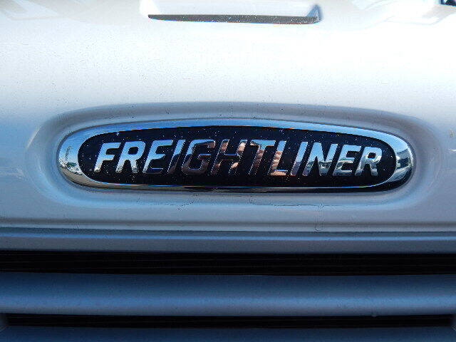 2016 Freightliner M2 106