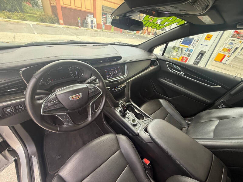 2020 Cadillac XT5 Premium Luxury