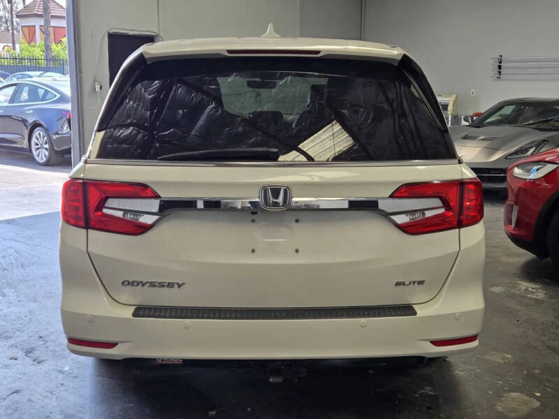 2018 Honda Odyssey Elite