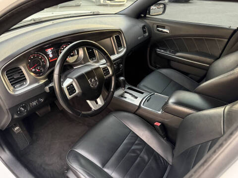 2012 Dodge Charger R/T Max