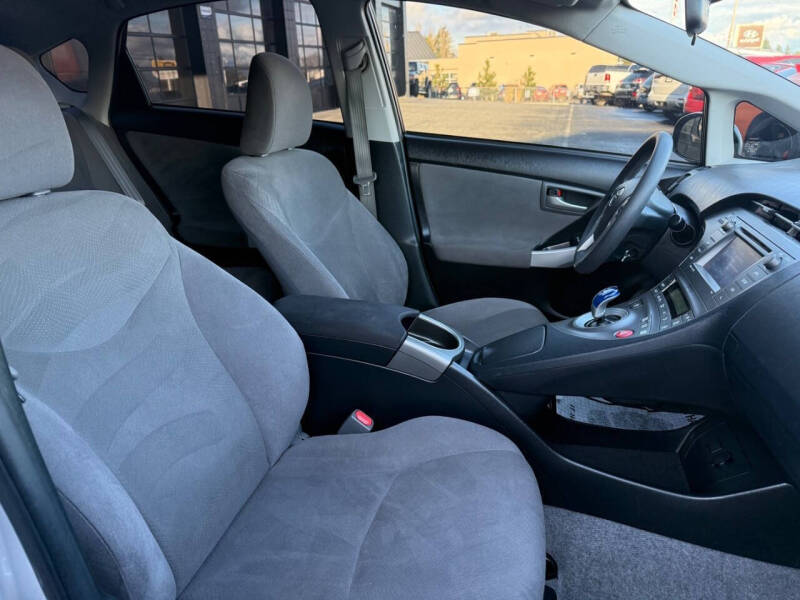 2014 Toyota Prius Three