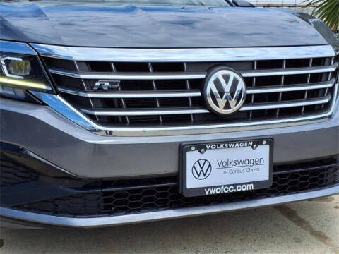 2022 Volkswagen Passat R-Line