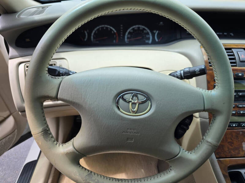 2002 Toyota Avalon XLS photo 20